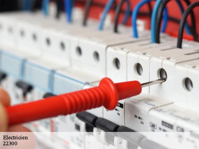 Electricien 22300
